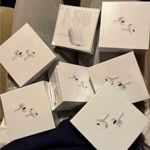 Apple AirPods Pro with Charging Case - White